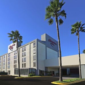 Hampton Inn Monterrey-Airport